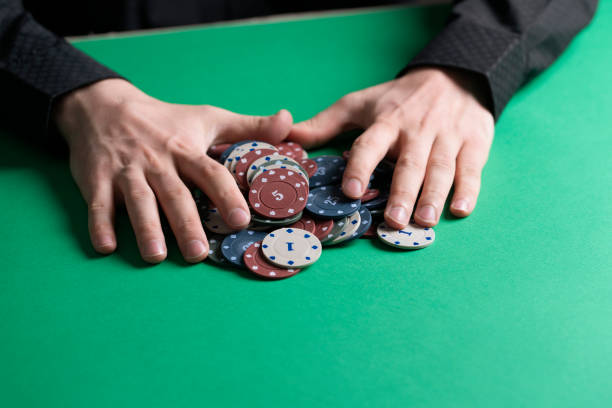 735 bet